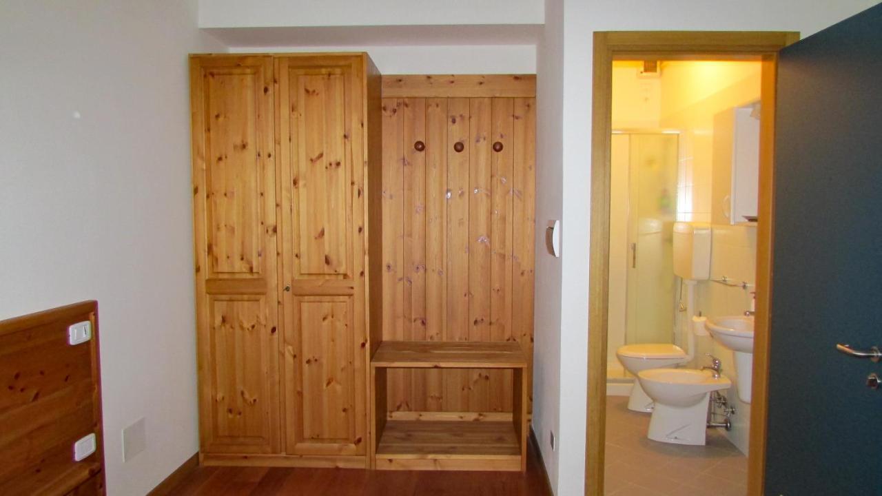 La Casa Del Popolo Hotell Prato Carnico Exteriör bild